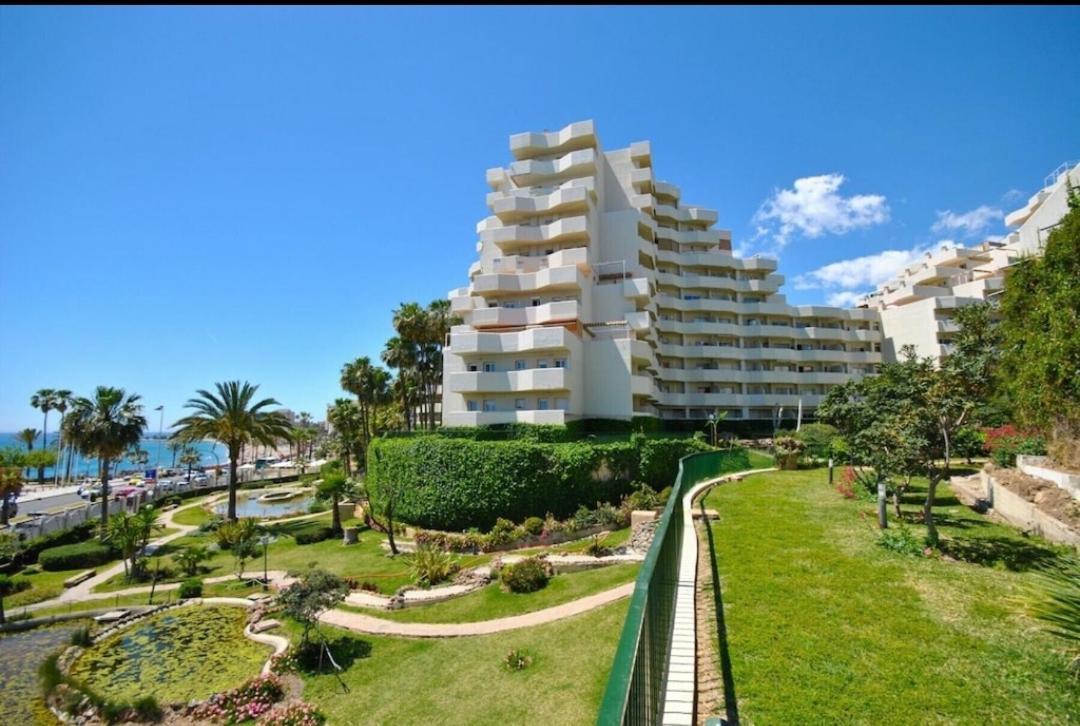 Benalbeach Casa Kito Costa 1ª Linea De Playa بينالماذينا المظهر الخارجي الصورة